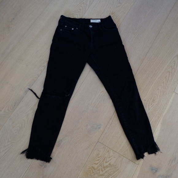 🥳🤩HOST PICK🥰😇Pistola Distressed Skinny Jeans - Picture 2 of 5